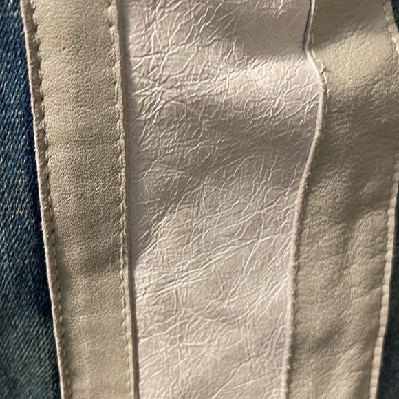 AJ ARMANI JEANS VINTAGE NEVER WORN JEAN JACKET CROPPED WITH LEATHER IN FRONT - Picture 8 of 15